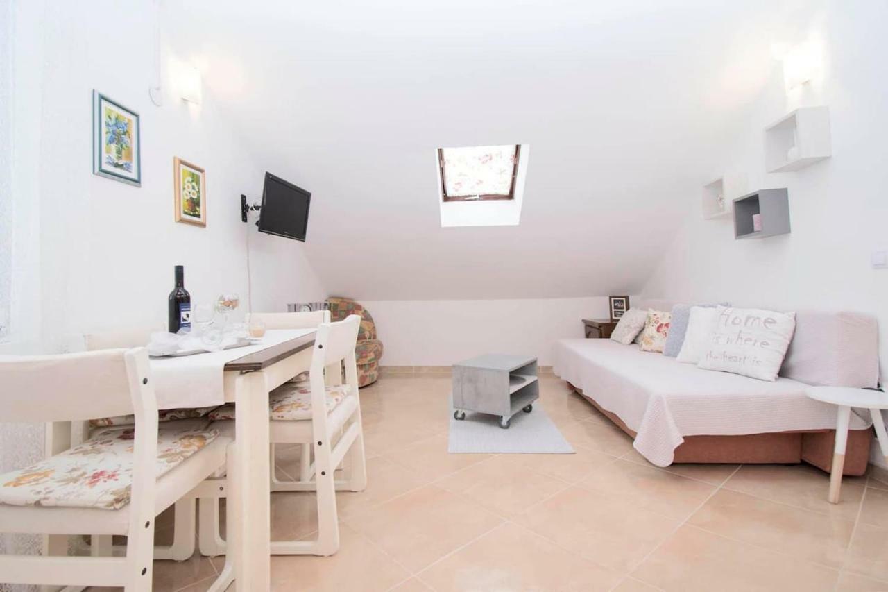 Apartman Miletic Appartement Makarska Buitenkant foto